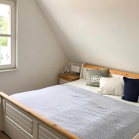 Fh Ankerplatz Gustow (Nordwestmecklenburg)